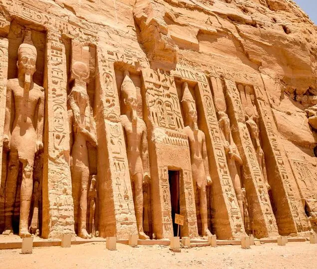 11 Day Egypt Pyramids and Nile Cruise Tour By Air