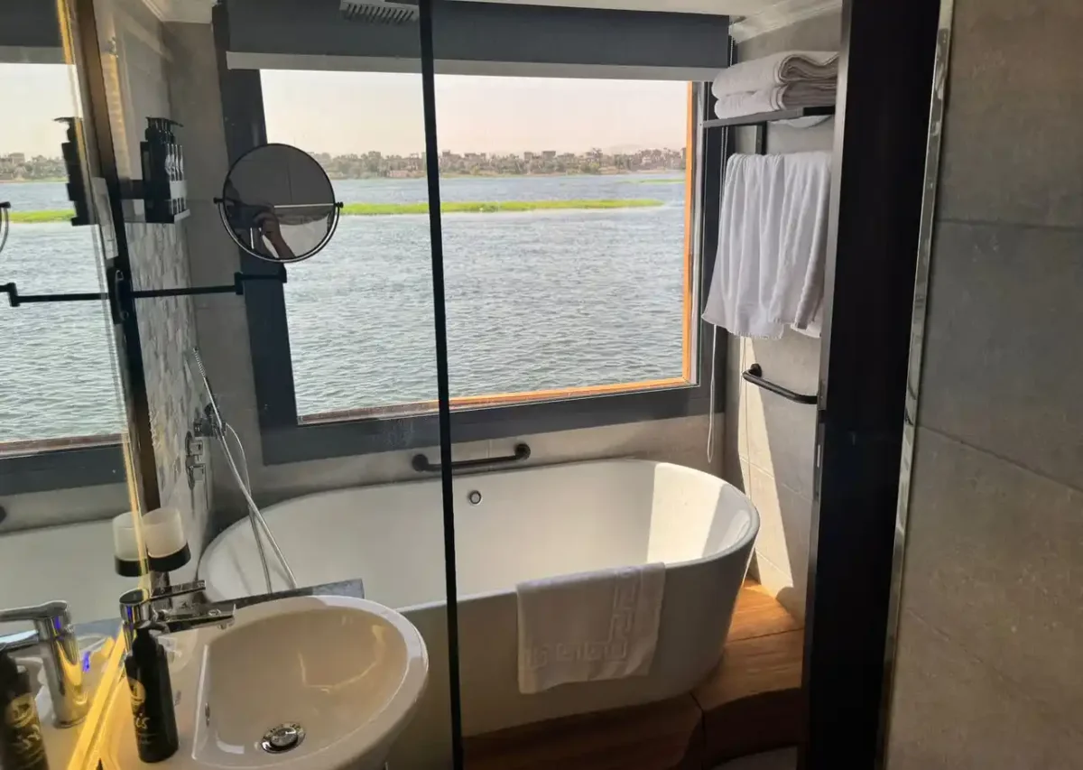 Iris Dahabiya Nile Cruise