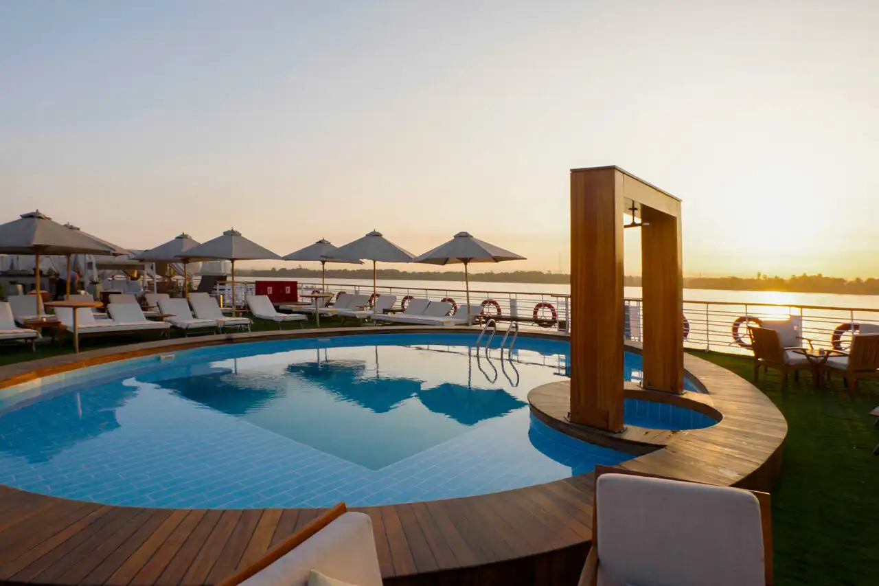 Farah Nile Cruise