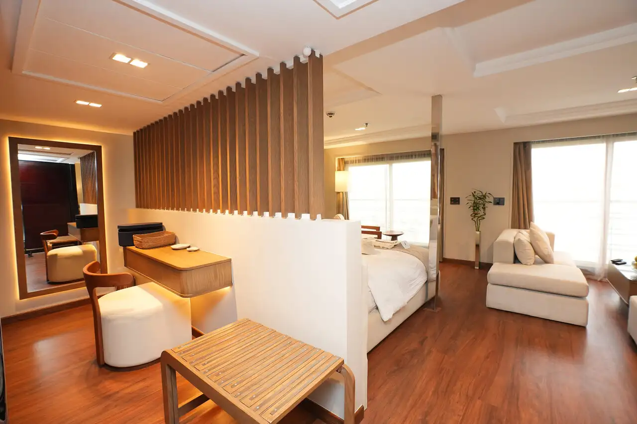 Farah Nile Cruise