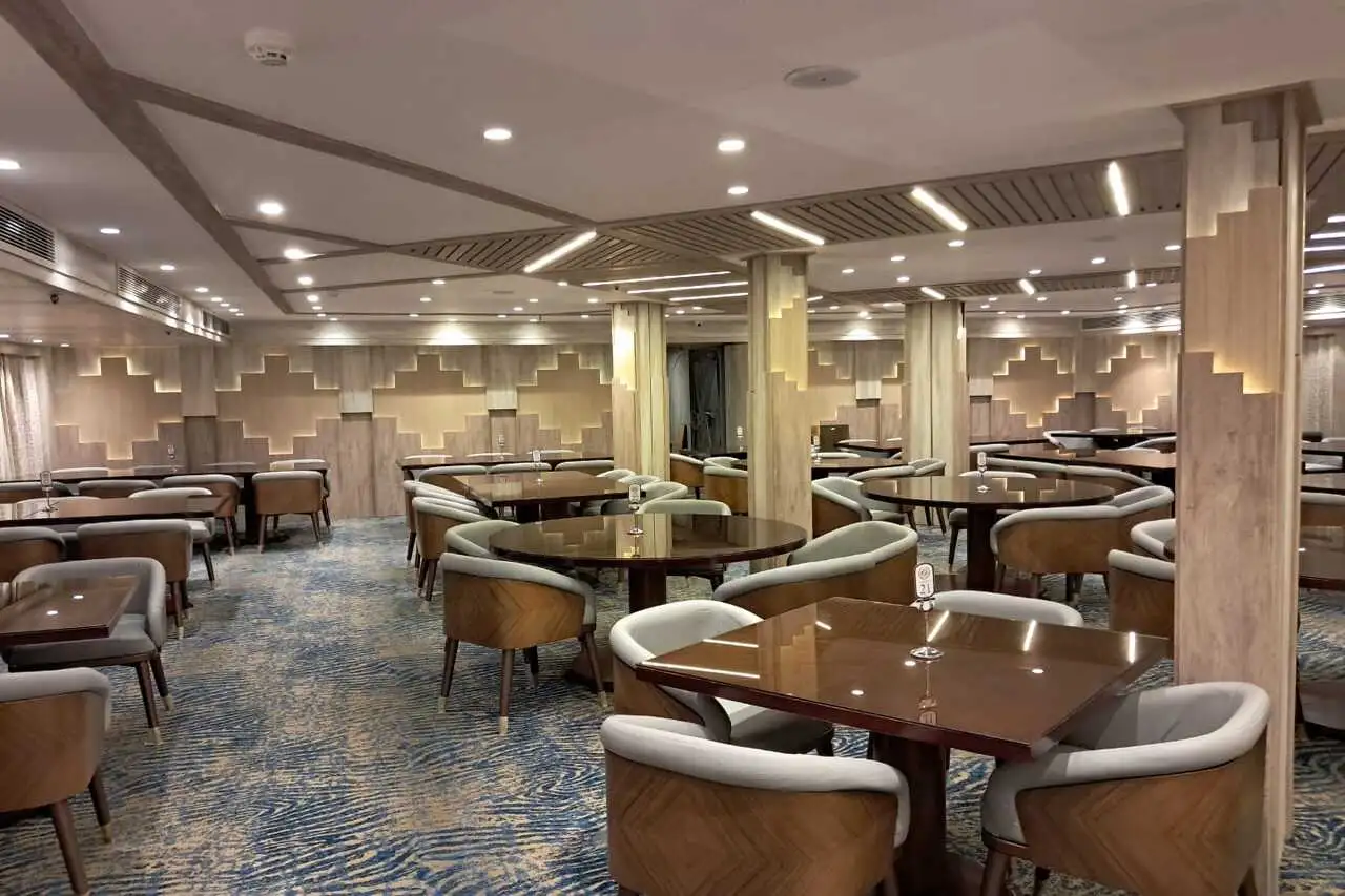 M/S Nile Dolphin Nile Cruise