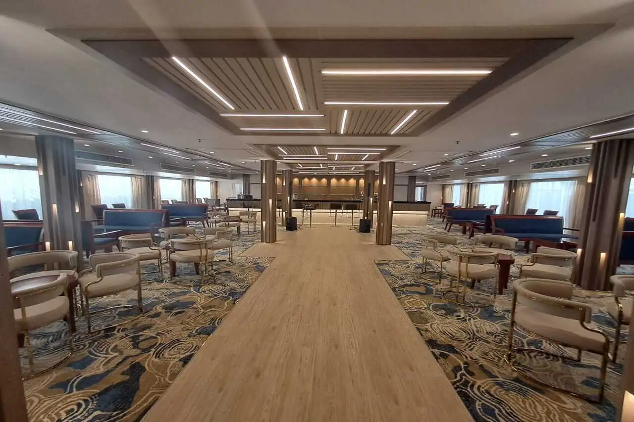 M/S Nile Dolphin Nile Cruise