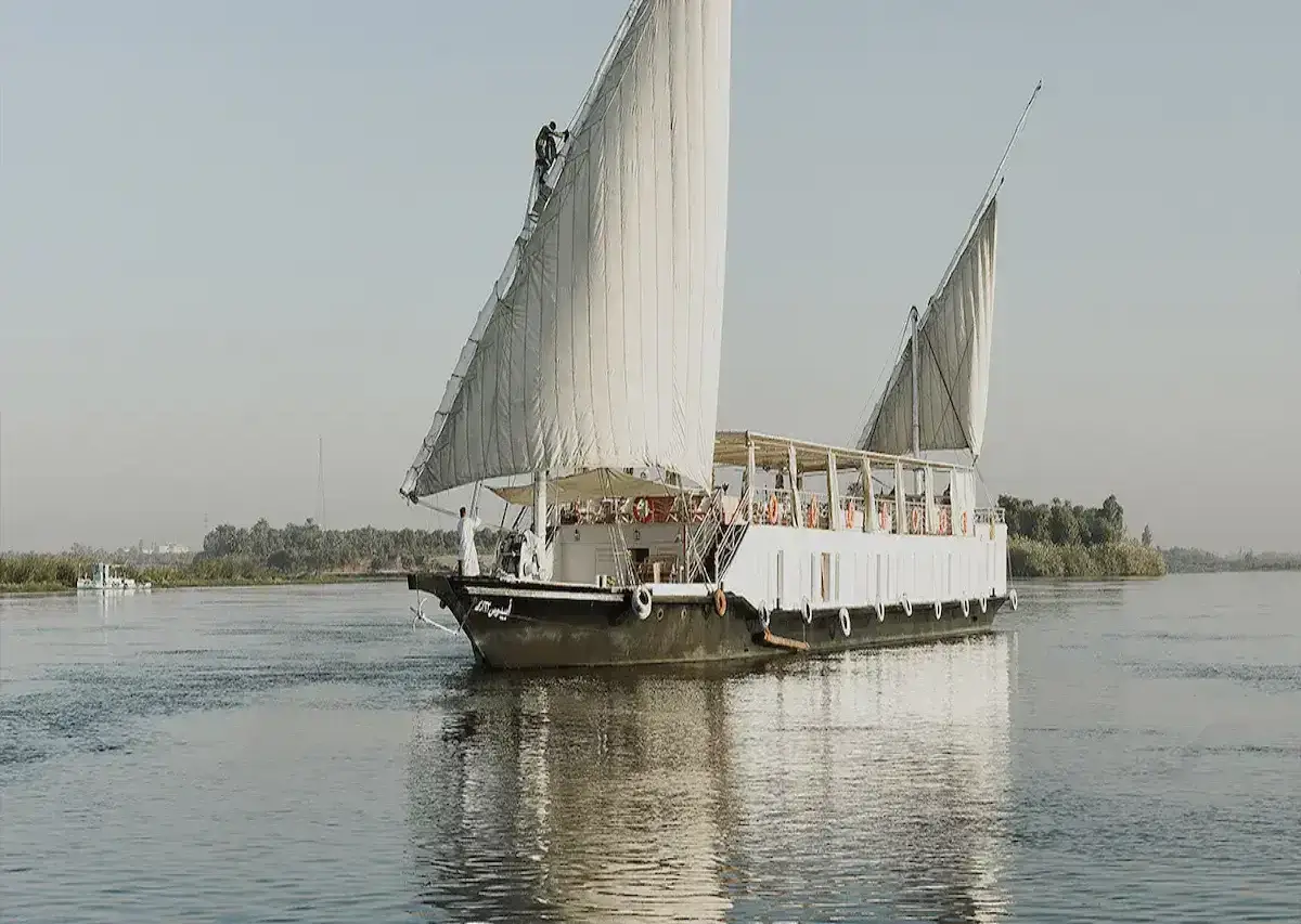 Karnak Dahabiya